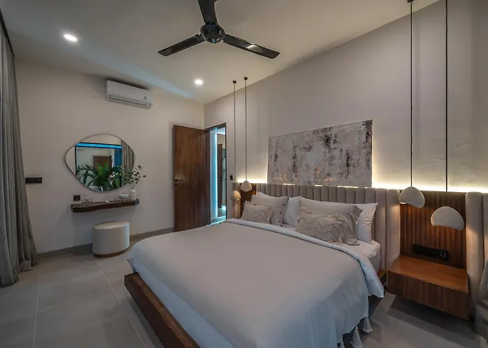 Larente - Elegant 2br Pool Retreat In Heart Of Bingin