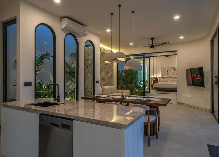 Larente - Elegant 2br Pool Retreat In Heart Of Bingin