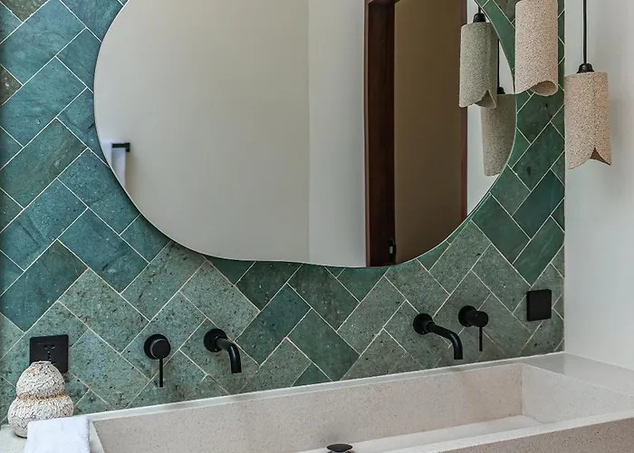 Вилла Larente - Elegant 2br Pool Retreat In Heart Of Bingin *