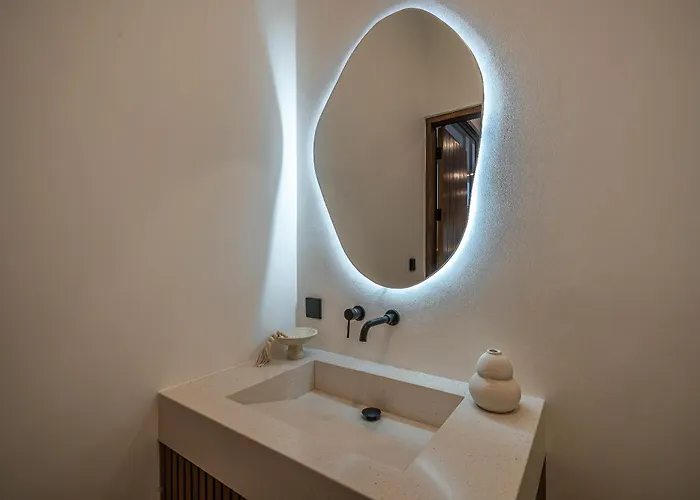 Larente - Elegant 2br Pool Retreat In Heart Of Bingin Вилла Улувату