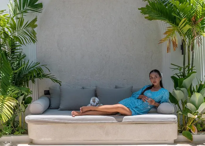Villa Larente - Elegant 2br Pool Retreat In Heart Of Bingin Uluwatu